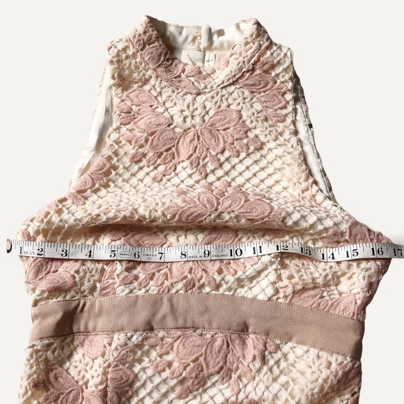 Keepsake the Label Lace Midi Dress Mermaidcore Crochet Handkerchief Hem Size 4 - Picture 14 of 16